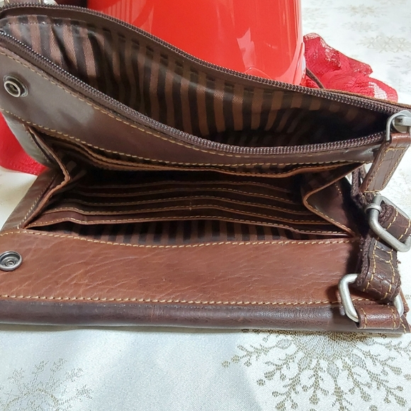 Jack Georges Voyager leather crossbody - Picture 5 of 6